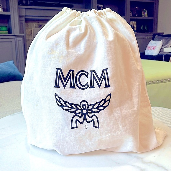 MCM white leather backpack - Picture 15 of 16